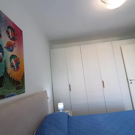 Artemis Dwelling In * أوترانتو