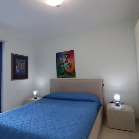 Artemis Dwelling In Apartment