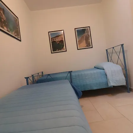 Artemis Dwelling In Apartment *