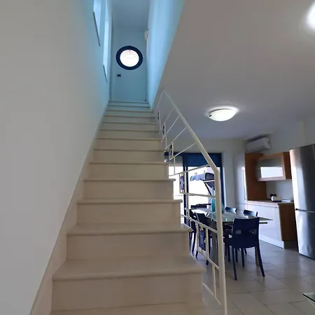 Artemis Dwelling In Apartment Otranto