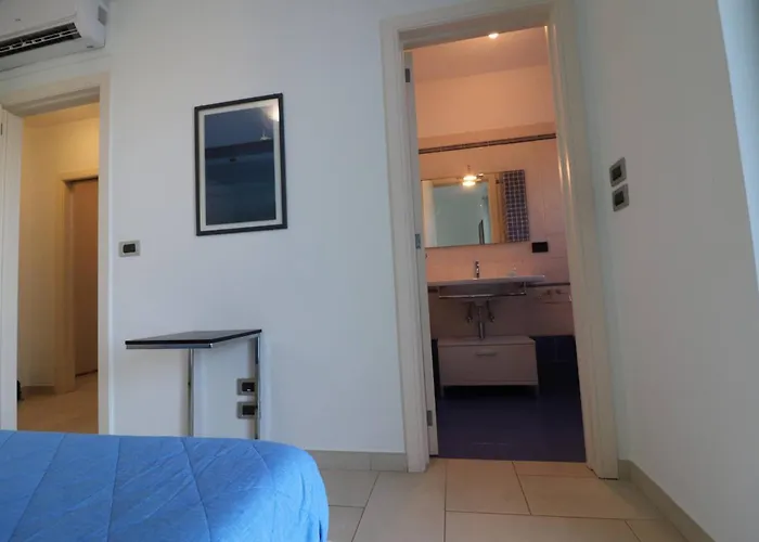 Artemis Dwelling In * أوترانتو