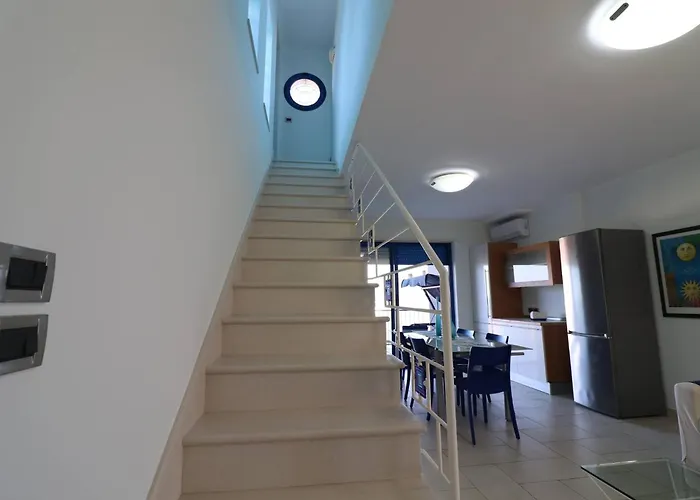 Artemis Dwelling In Apartment Otranto